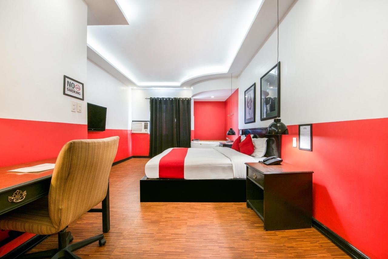 Oyo 432 Diamondwood Hotel Angeles Eksteriør billede